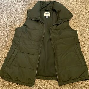 Old navy green vest